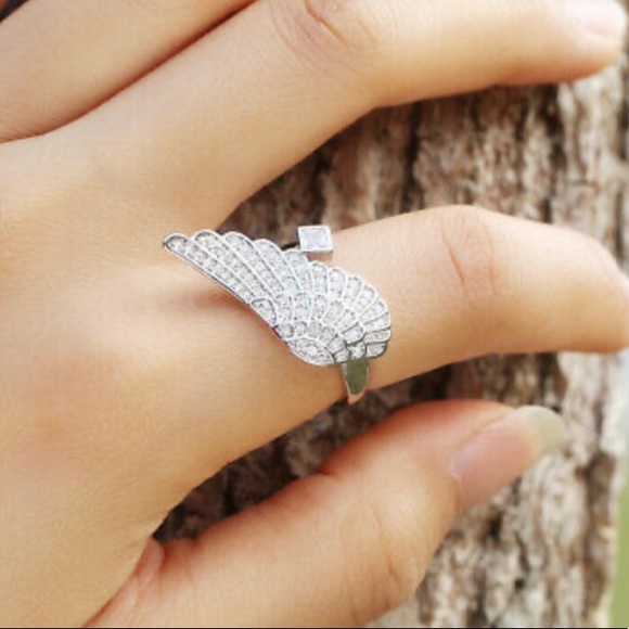 925 Sterling Silver White Sapphire  Ring - Picture 9 of 9